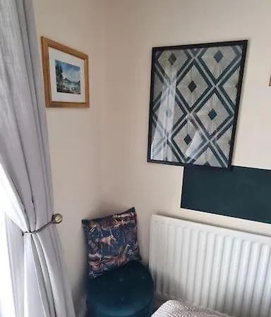 Quakers Field View Feriehus *