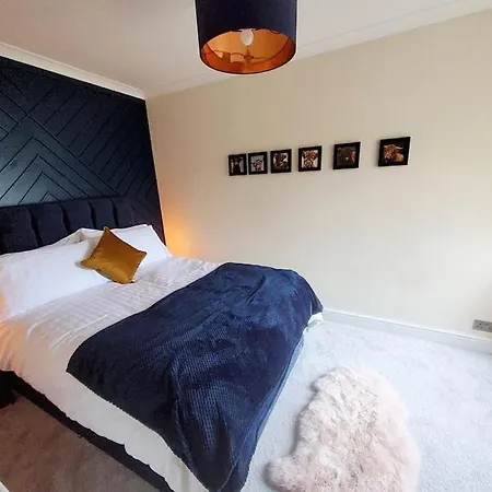 Quakers Field View Feriehus *