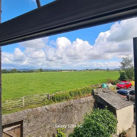 Quakers Field View Holiday home Pennington