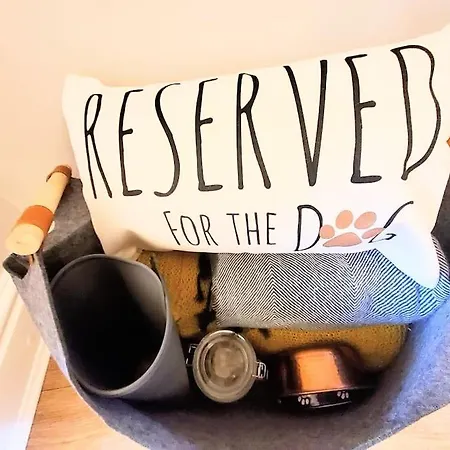 Nyaraló Quakers Field View *